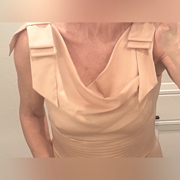 Antonio Melani peach/nude colored knee length wedding/ cocktail/ dress sz 8. - Picture 12 of 14